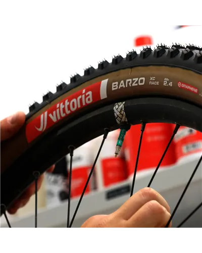 Vittoria Barzo 29x2.24 XC Race TLR G2.0 RF Copertone Pieghevole 60 TPI, Full Black