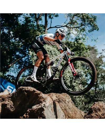 Vittoria Mezcal III 29x2.4 XC-Race TLR G2.0 RF Copertone Pieghevole 60 TPI, Full Black