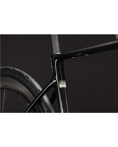 Cube Attain C:62 SLT Shimano Ultegra Di2 12sp, Carbon/White (2027)