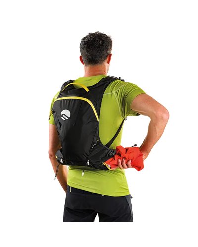 Ferrino X-Track 15 Trail Running Hydratation Compatible Backpack, Black