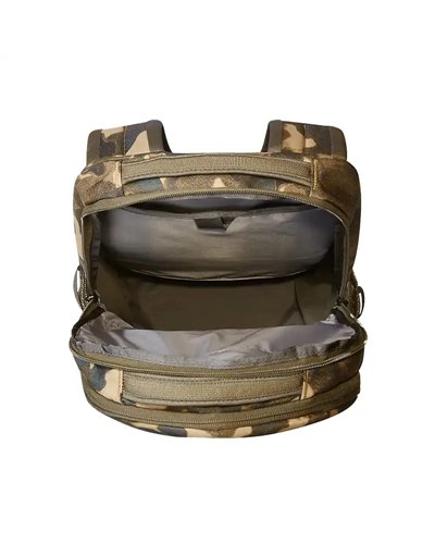 The North Face Jester Backpack 27.5 Liters, Utility Brown Camo Texture Print/New Taupe Green