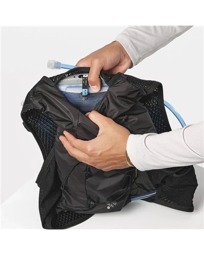 Salomon Active Skin 8 Set Hydration Running Pack/Vest, Black/Metal (2 500 ml Soft Flask Included)