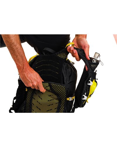 Ferrino X-Dry 15+3 Hydratation Compatible Trail Running Backpack, Black