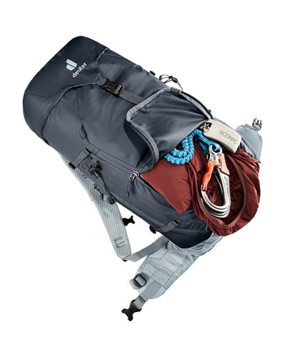 Deuter Trail 30 Hiking Backpack, Black/Shale