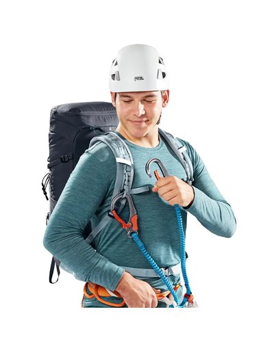 Deuter Trail 30 Hiking Backpack, Black/Shale