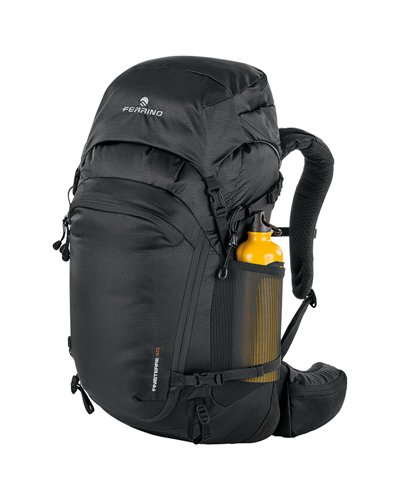 Ferrino Finisterre 40 Trekking Backpack, Black