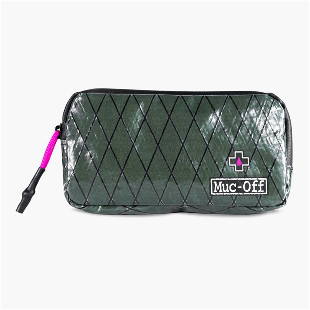 Muc-Off Rainproof Essentials Case With Header Green (25) (100)