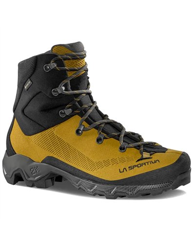 La Sportiva Aequilibrium Trek GTX Gore-Tex Men's Hiking Boots, Savana/Carbon