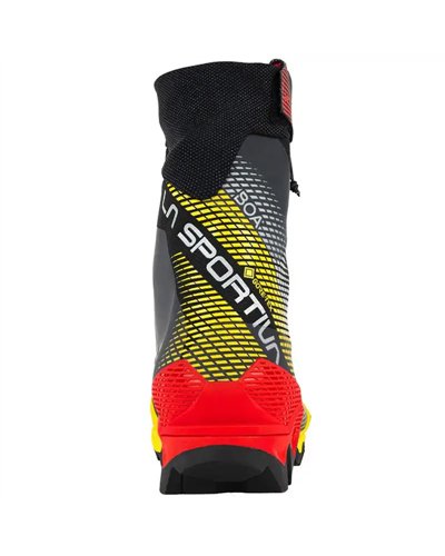 La Sportiva Aequilibrium Top GTX Gore-Tex Scarponi Alpinismo Uomo, Nero/Giallo