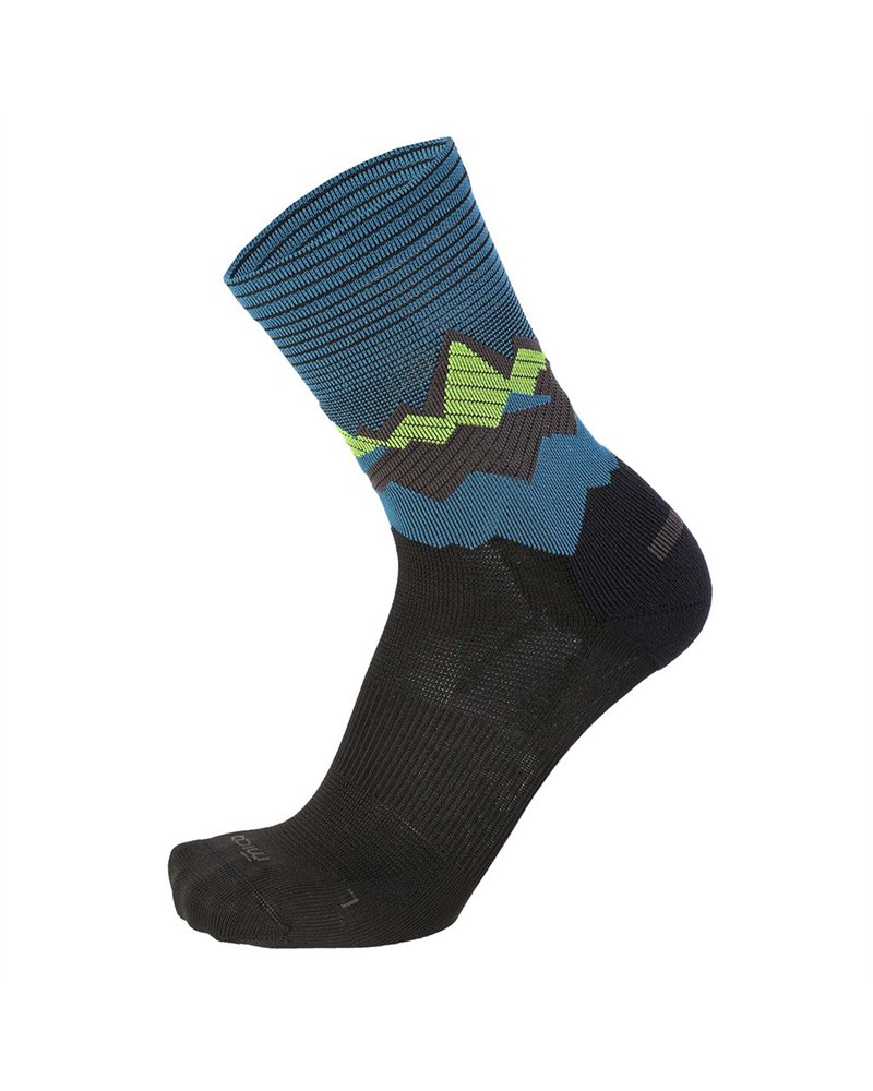 Mico Extra Dry Light Weight Light Hike Crew Socks, Black/Octane