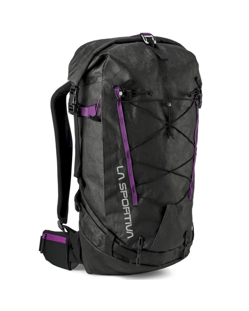 La Sportiva Challenger 28 Mountaineering Backpack, Black