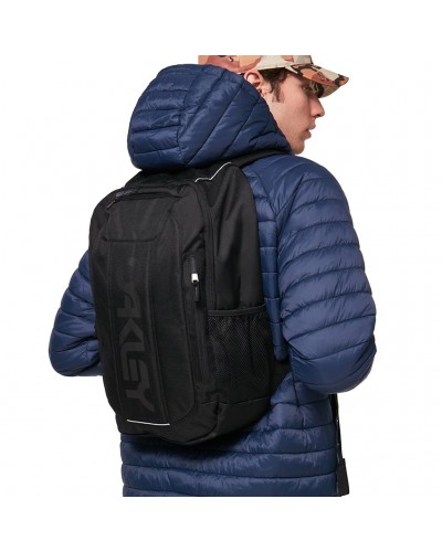 Oakley Enduro 3.0 20 Liters Backpack, Blackout