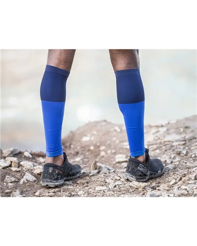 Compressport R2v2 Compression Calf Sleeves, Blue
