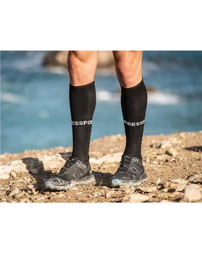 Compressport Full Socks Run Calze a Compressione, Nero