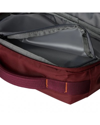 The North Face Base Camp Voyager Beauty Case, Sumac/Iron Bronze