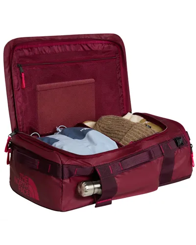 The North Face Base Camp Voyager - 32 Liters, Burgundy Crush/Deep Burgundy/Lali Guran