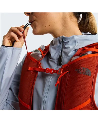 The North Face Sunriser 8 Gilet Idrico Running, Lava Red/Iron Clay (2 Soft Flask da 500 ml Incluse)