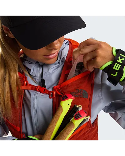 The North Face Sunriser 8 Hydration Running Vest, Lava Red/Iron Clay (2 500 ml Soft Flask Included)