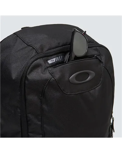 Oakley Crestible Enduro Zaino 20 Litri Laptop 15", Blackout