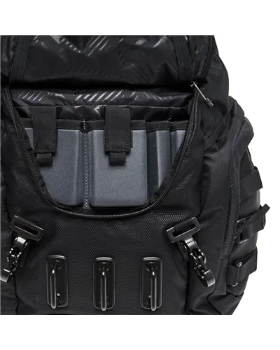 Oakley Kitchen Sink Zaino 34 Litri, Stealth Black