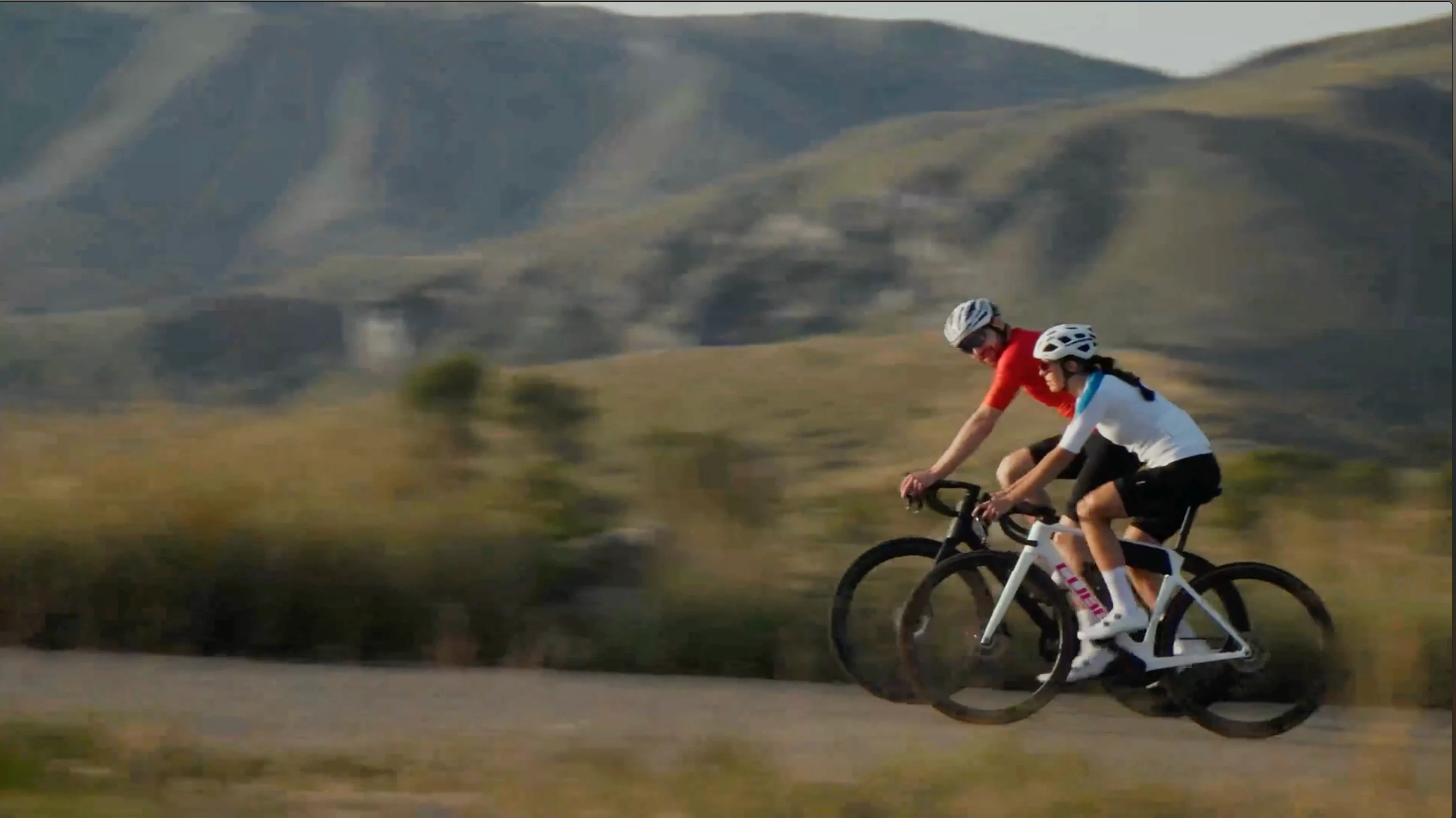 Su Bike Sport Adventure trovi migliaia di articoli premium per sport come Ciclismo, Running e Outdoor.